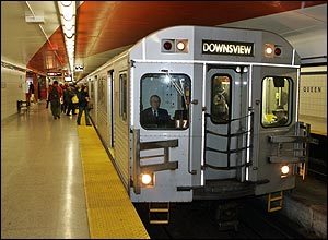 https://transit.toronto.on.ca/archives/data/images/061117_ttc_subway_300-thumb.jpg