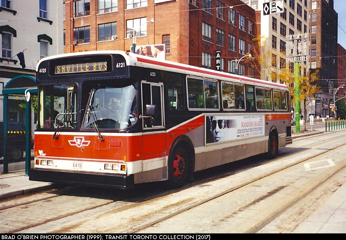 bus-8702-03.jpg